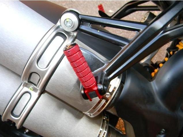PPSF01 - DUCABIKE Ducati Folding Footpegs (passenger) – Accessories in the Motoraider Motorcycle Aftermarket Accessories and Parts Online Shop