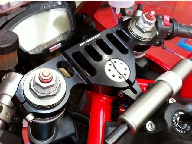 PSS05 - DUCABIKE Ducati Superbike 1098/1198/848 Triple Clamps Top Steering Plate (MotoGP edition) – Accessories in the Motoraider Motorcycle Aftermarket Accessories and Parts Online Shop