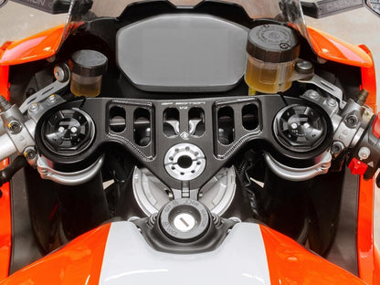 PSS09 - DUCABIKE Ducati Panigale V2 (20/24) Triple Clamps Top Steering Plate (MotoGP edition) – Accessories in the Motoraider Motorcycle Aftermarket Accessories and Parts Online Shop