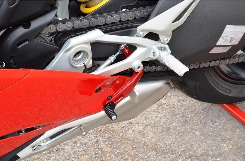 RPLC20 - DUCABIKE Ducati Panigale V4 / Streetfighter (18/24) Shift Lever – Accessories in the Motoraider Motorcycle Aftermarket Accessories and Parts Online Shop
