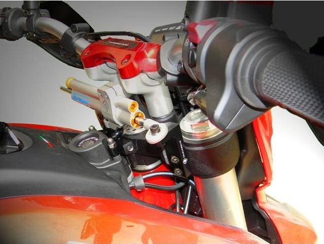 Ducati Hypermotard 939 / 821 OHLINS Steering Damper + DBK / DUCABIKE Mounting Kit – Accessories in the Motoraider Motorcycle Aftermarket Accessories and Parts Online Shop