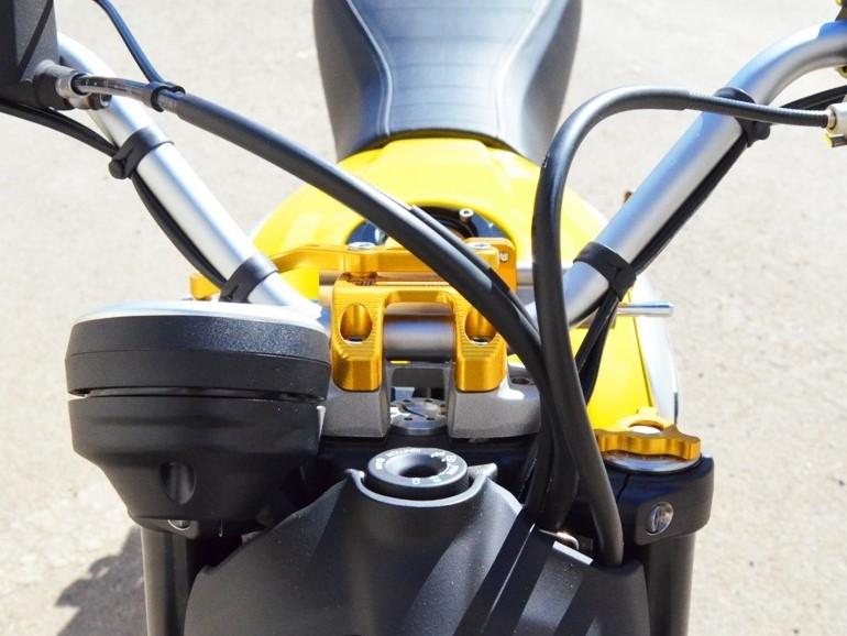 Ducati Scrambler (15/22) OHLINS Steering Damper + DBK / DUCABIKE Mounting Kit & Fuel Tank Cap – Accessories in the Motoraider Motorcycle Aftermarket Accessories and Parts Online Shop
