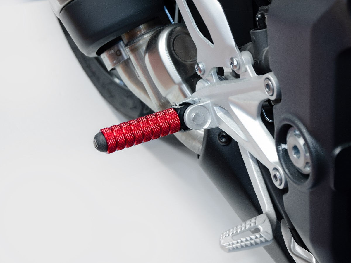 DBK DUCABIKE KPDM01+KAPM16 Ducati Panigale V4 / Streetfighter V4 (2025+) Footpegs (pilot; sport version; including adapters) – Accessories in the Motoraider Motorcycle Aftermarket Accessories and Parts Online Shop