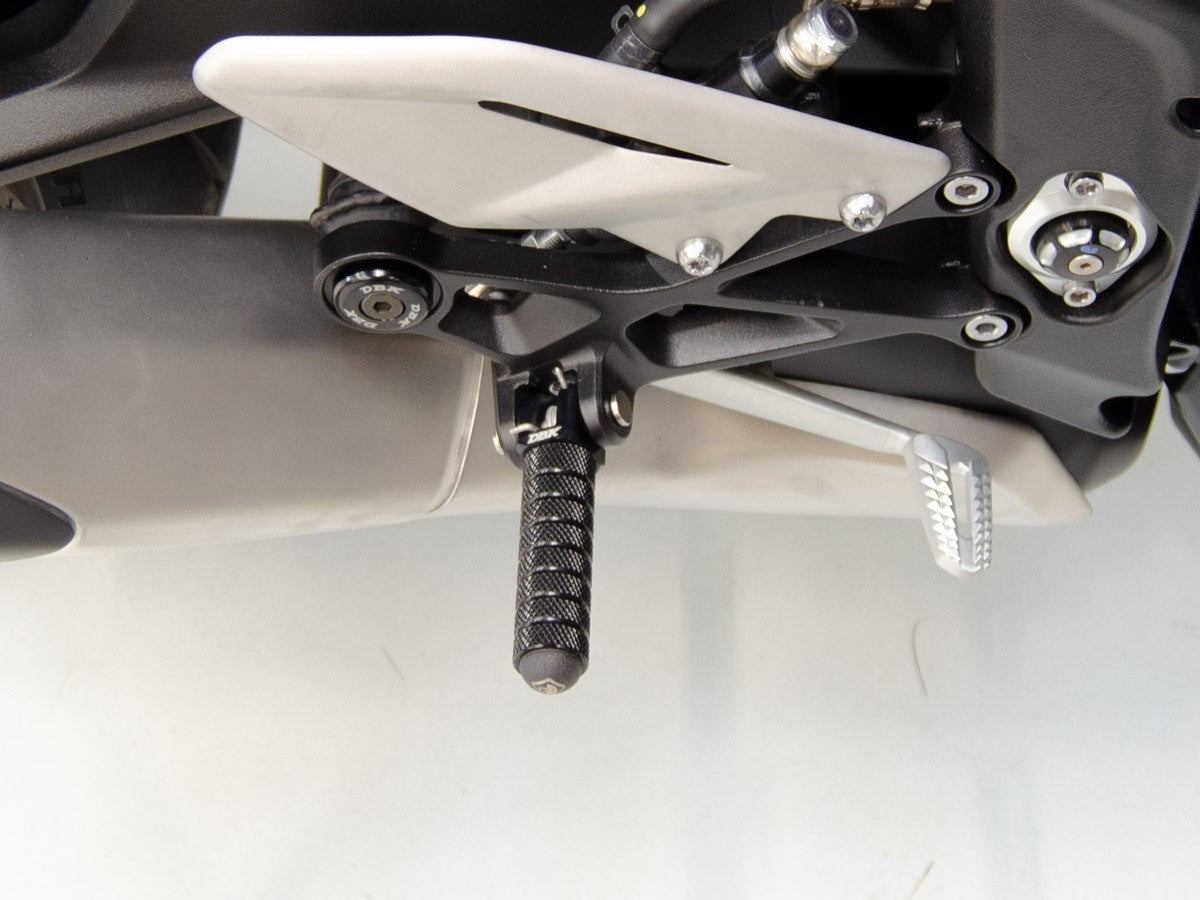 DBK DUCABIKE KPDM01+KAPM16 Ducati Panigale V4 / Streetfighter V4 (2025+) Footpegs (pilot; sport version; including adapters) – Accessories in the Motoraider Motorcycle Aftermarket Accessories and Parts Online Shop