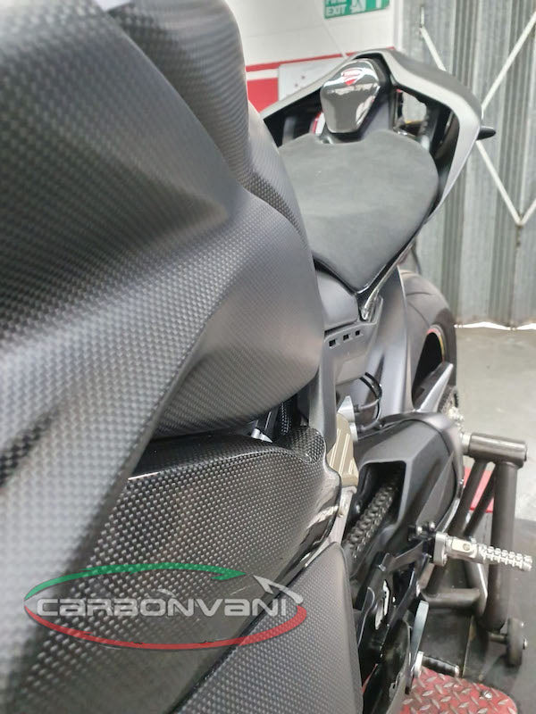 CARBONVANI Ducati Panigale V4 / V4R Full Carbon Fairing Set (8 parts; Stealth version) – Accessories in the 2WheelsHero Motorcycle Aftermarket Accessories and Parts Online Shop