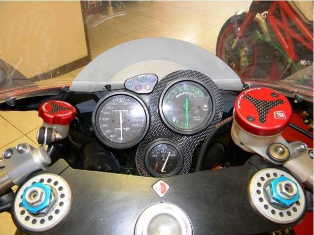 DBK TLS01 Moto Guzzi V100 / Stelvio Front Fluid Tanks Caps – Accessories in the Motoraider Motorcycle Aftermarket Accessories and Parts Online Shop