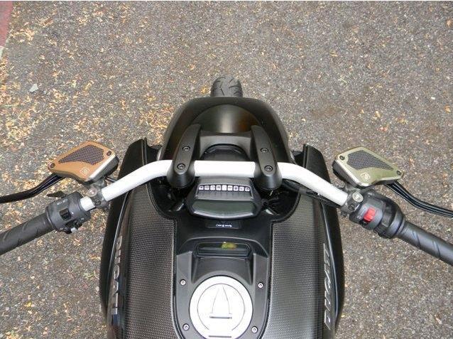 TLS05 - DUCABIKE Ducati Diavel / XDiavel Front Fluid Tanks caps – Accessories in the Motoraider Motorcycle Aftermarket Accessories and Parts Online Shop