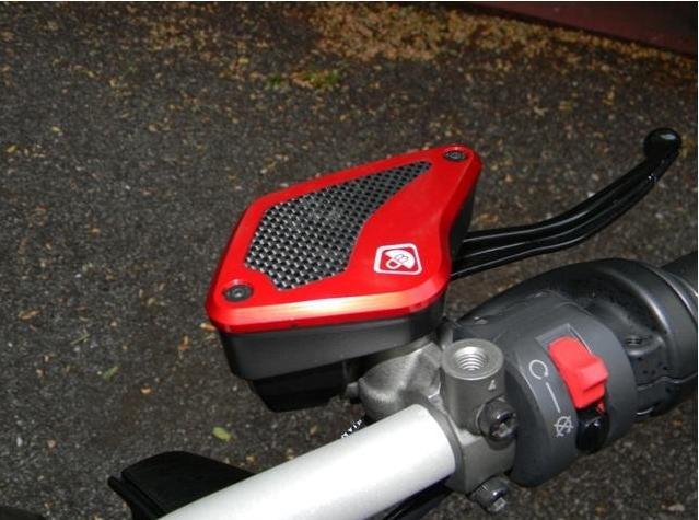 TLS05 - DUCABIKE Ducati Diavel / XDiavel Front Fluid Tanks caps – Accessories in the Motoraider Motorcycle Aftermarket Accessories and Parts Online Shop