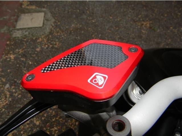 TLS05 - DUCABIKE Ducati Diavel / XDiavel Front Fluid Tanks caps – Accessories in the Motoraider Motorcycle Aftermarket Accessories and Parts Online Shop