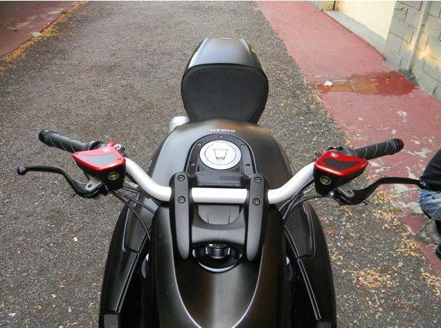 TLS05 - DUCABIKE Ducati Diavel / XDiavel Front Fluid Tanks caps – Accessories in the Motoraider Motorcycle Aftermarket Accessories and Parts Online Shop