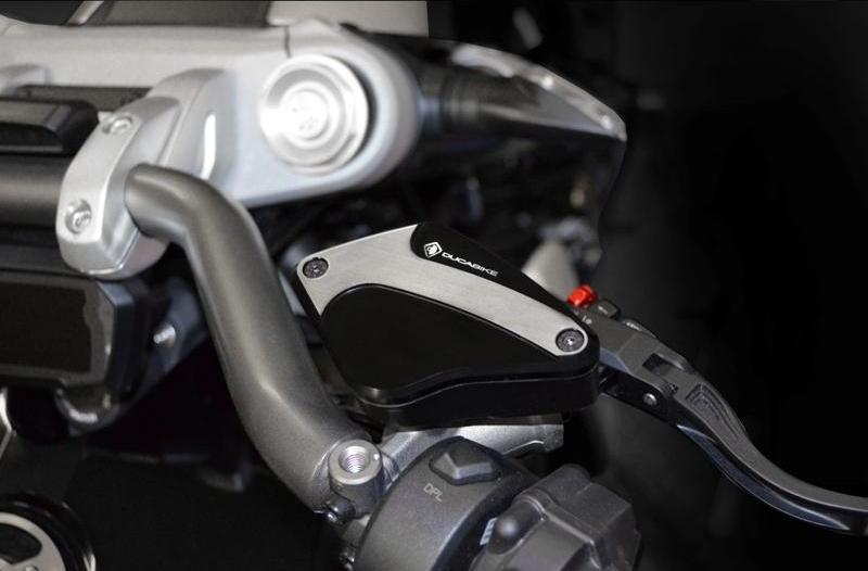 TLS10 - DUCABIKE Ducati Diavel / XDiavel Front Fluid Tanks caps – Accessories in the Motoraider Motorcycle Aftermarket Accessories and Parts Online Shop