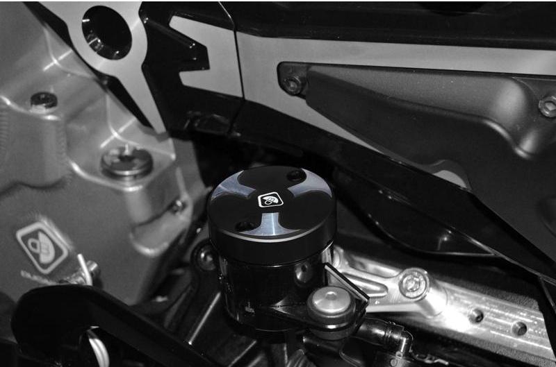 TLS11 - DUCABIKE Ducati Front/Rear Brake Fluid Tank Cap – Accessories in the Motoraider Motorcycle Aftermarket Accessories and Parts Online Shop