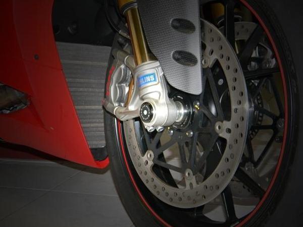 TRD01 - DUCABIKE Ducati Wheel Cap (right) – Accessories in the Motoraider Motorcycle Aftermarket Accessories and Parts Online Shop