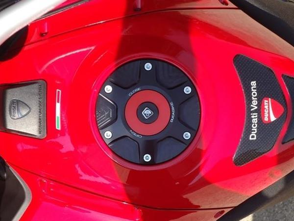 TSB03 - DUCABIKE Ducati Fuel Tank Cap – Accessories in the Motoraider Motorcycle Aftermarket Accessories and Parts Online Shop