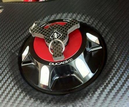 TSB05 - DUCABIKE Ducati Hypermotard Fuel Tank Cap – Accessories in the Motoraider Motorcycle Aftermarket Accessories and Parts Online Shop
