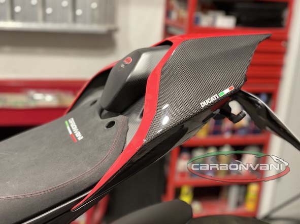 CARBONVANI Ducati Streetfighter V2 (2022+) Carbon Tail (street version; Red2) – Accessories in the 2WheelsHero Motorcycle Aftermarket Accessories and Parts Online Shop
