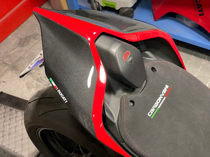 CARBONVANI Ducati Streetfighter V4 / V4S (2023+) Carbon Tail (street version; black/red) – Accessories in the 2WheelsHero Motorcycle Aftermarket Accessories and Parts Online Shop